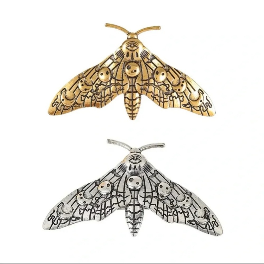 Gothic Silver Moth Hair Pin - Picture 3 of 7
